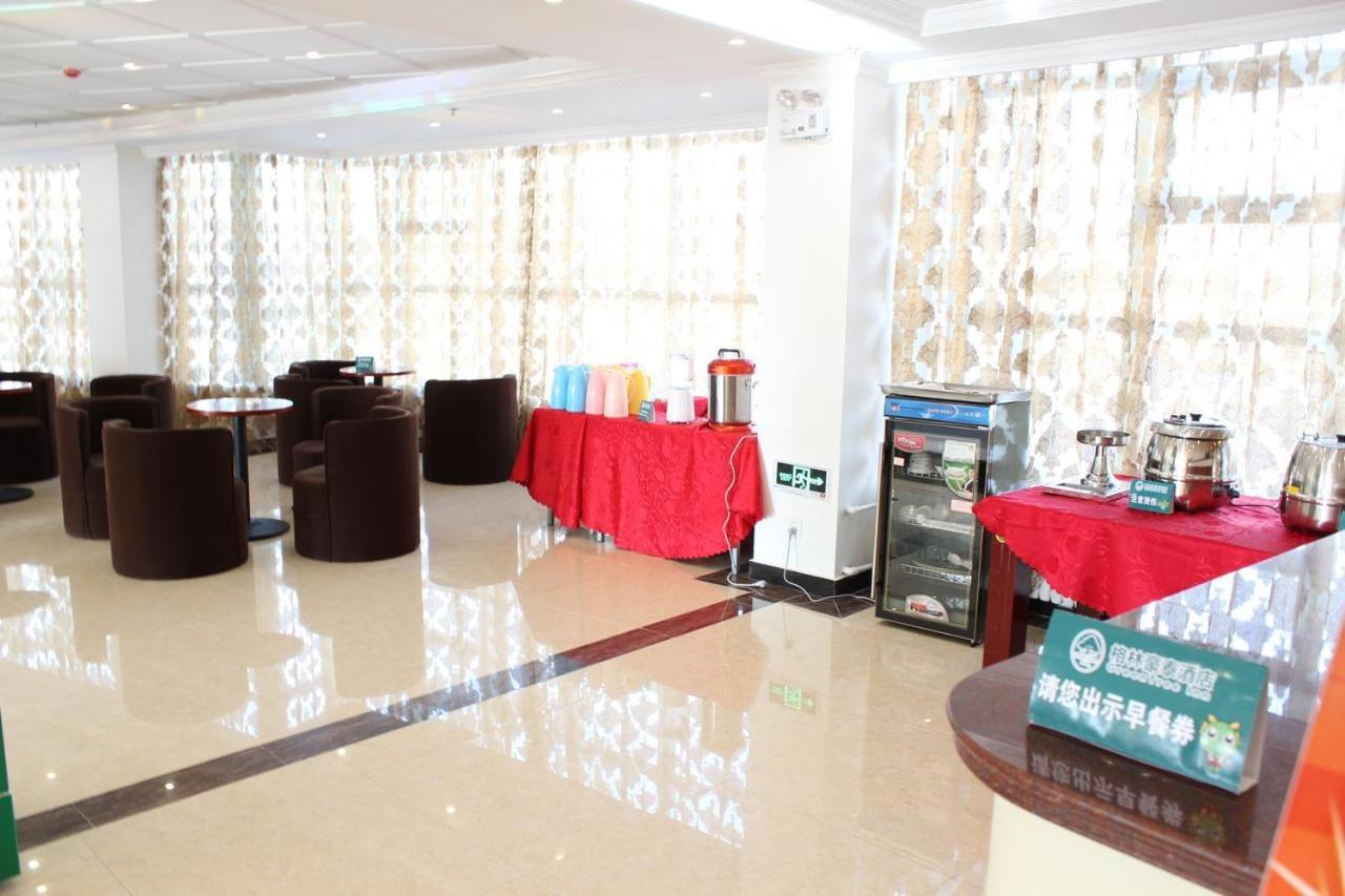 Greentree Inn Shanghai Pudong Airport Wild Animal Park Express Hotel Nanhui Exteriör bild